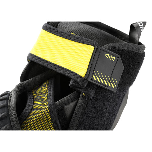 1061880_BTH23_PROTECTIVE-ELBOW_SUPREME_MACH_JR_sleeve-detail copy.jpg