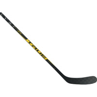 True Hockey Catalyst 3X Junior Hockey Stick (2021) - 20/30 Flex